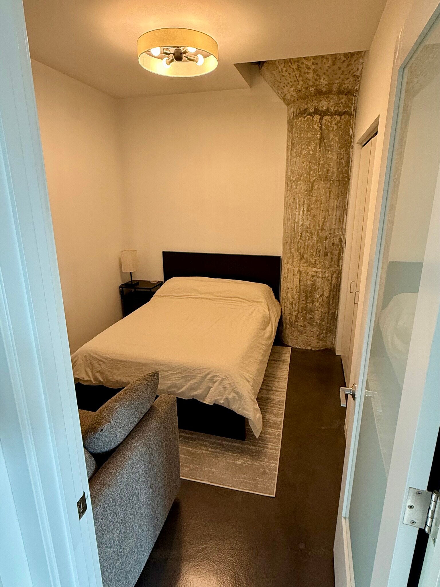 Building Photo - 9 Medford St