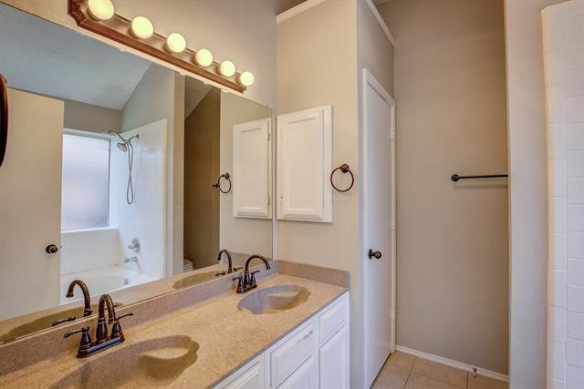 Building Photo - 8533 Brushy Creek Trail