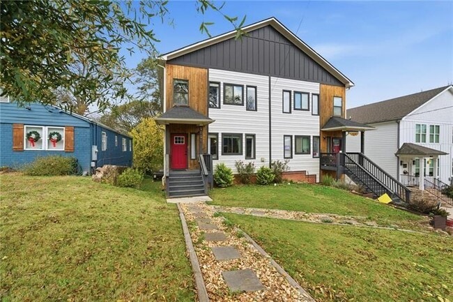 Building Photo - 160 Vanira Ave SE