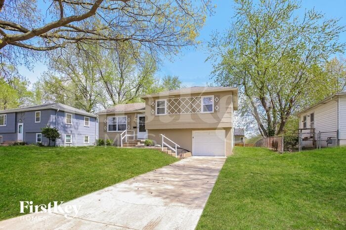 Primary Photo - 4135 N Jackson Ave