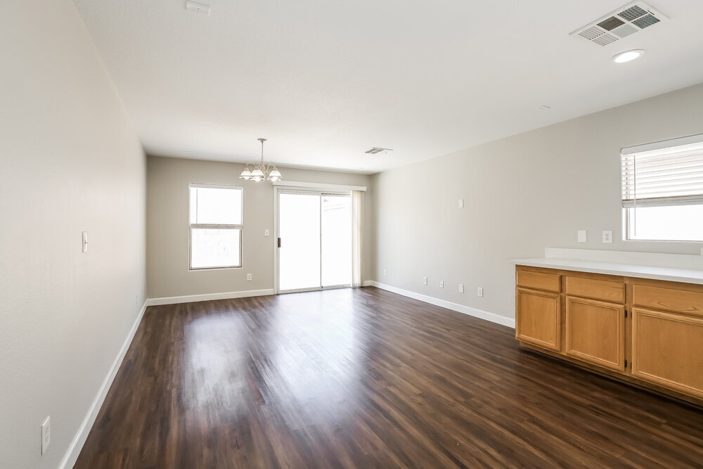 Building Photo - 5016 Charlo Dr