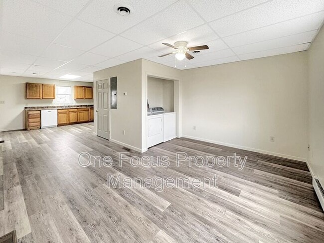 Building Photo - 222 Third Avenue