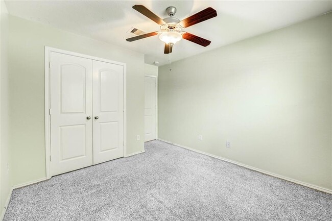 Building Photo - 23815 Rivage Ridge Dr
