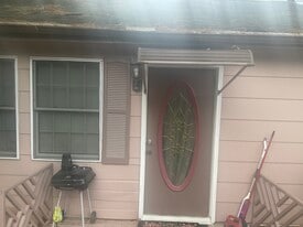 Building Photo - 5921 Crepe Myrtle Ct