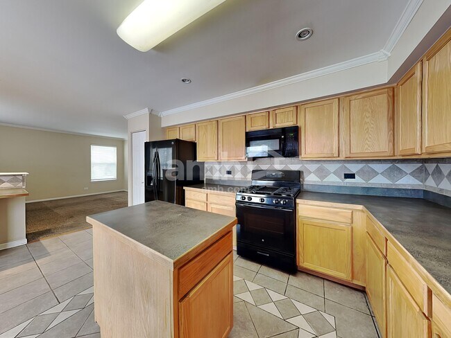 Building Photo - 1906 Landings Ct