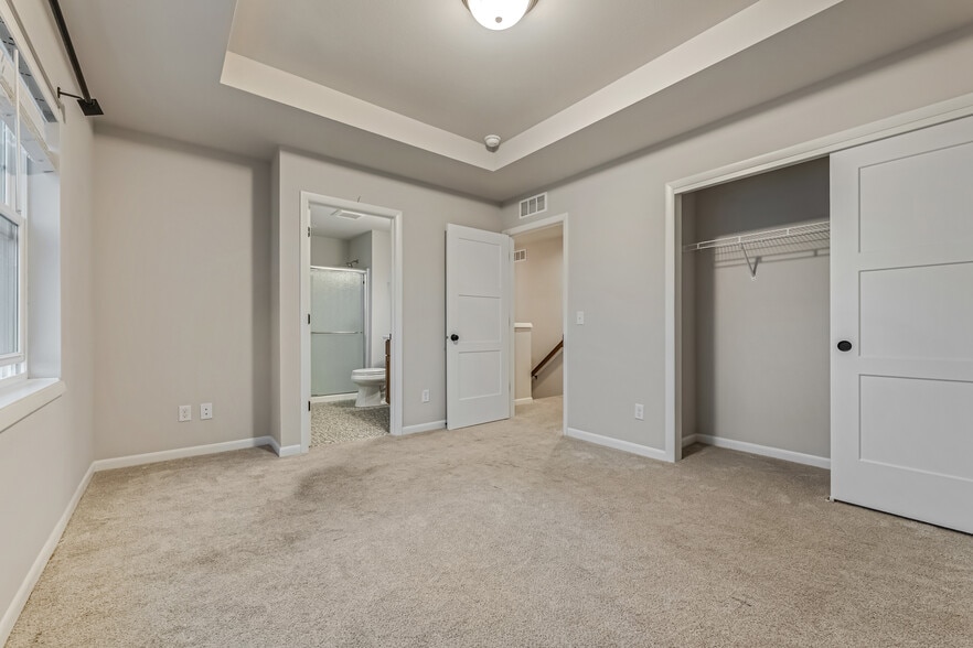 Building Photo - 1638 Happy Trails Rd