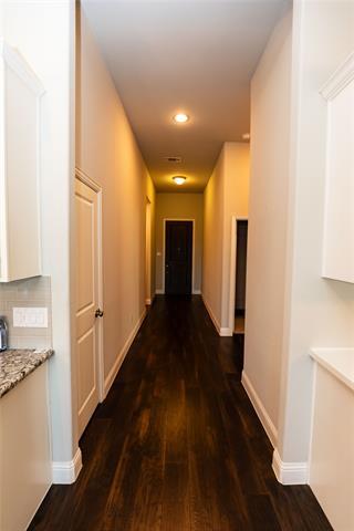 Building Photo - 761 Gray Wolf Dr