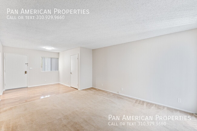 Building Photo - 10380 Almayo Ave