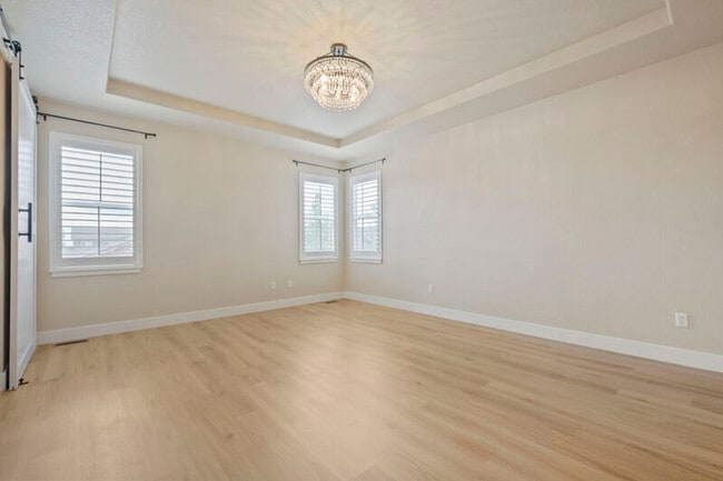 Building Photo - 5839 Yancey Dr