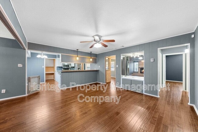 Building Photo - 7015 Forest Pine St