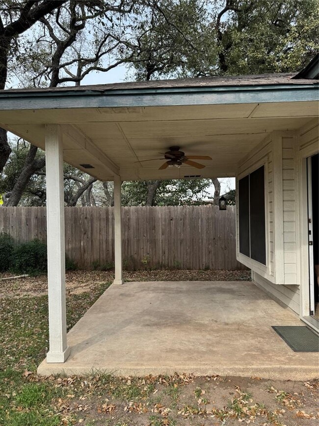 Building Photo - 8724 Barrow Glen Loop