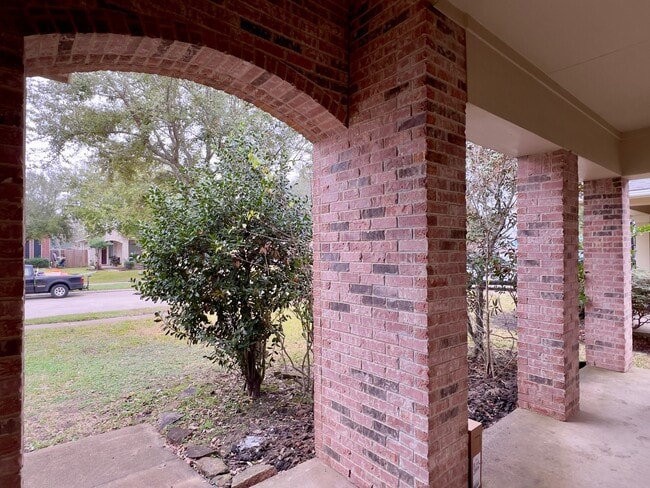 Building Photo - 719 Pickett Hill Ln