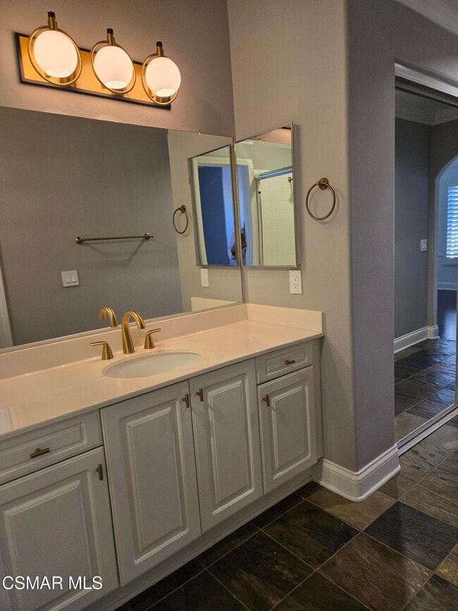 Building Photo - 491 Novara Way