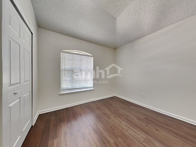 Building Photo - 1139 Ardmore St