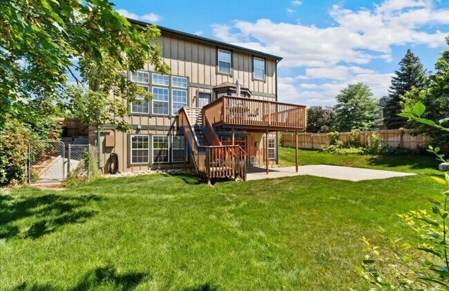 Building Photo - 10010 Irving St