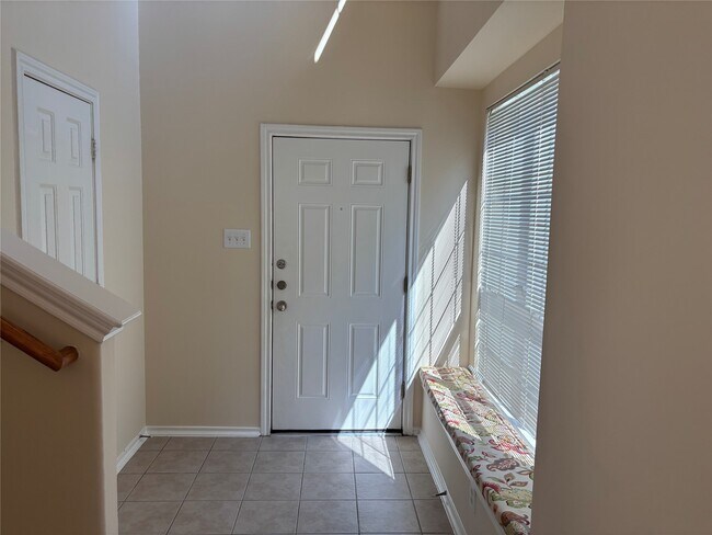 Building Photo - 25306 Calderstone Ct