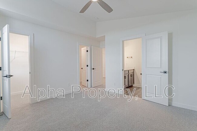 Building Photo - 1455 Darrowby Wy