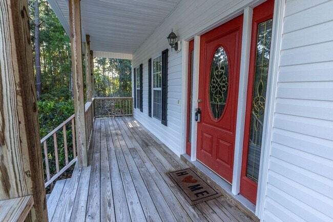 Building Photo - Available Now in Chadwick Shores