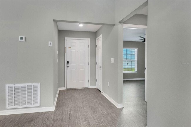 Building Photo - 1092 Zion Dr