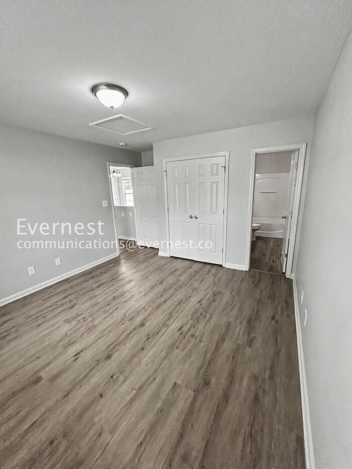 Building Photo - 1439 Clooney Ln