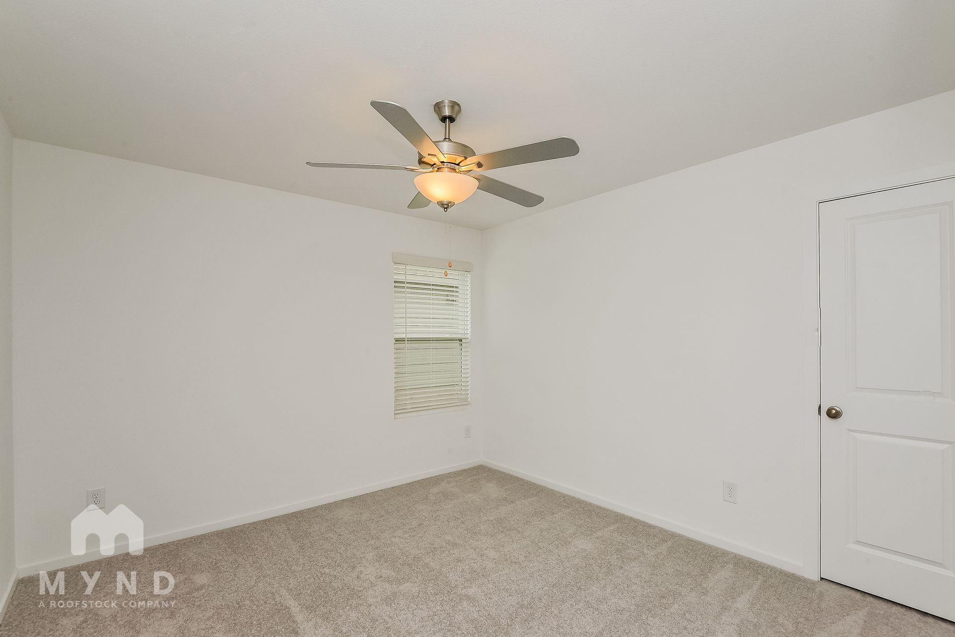 Building Photo - 2721 Mistwood Dr
