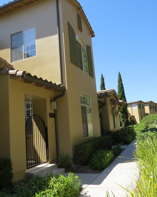 Building Photo - Golf Resort Living- UnfurnishedTrilogy Monarch Dunes Townhome