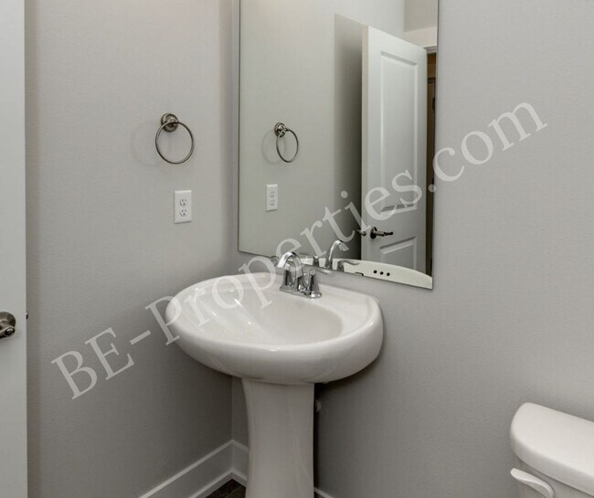 Building Photo - New Construction - Mountain View in the desirable Tehaleh community