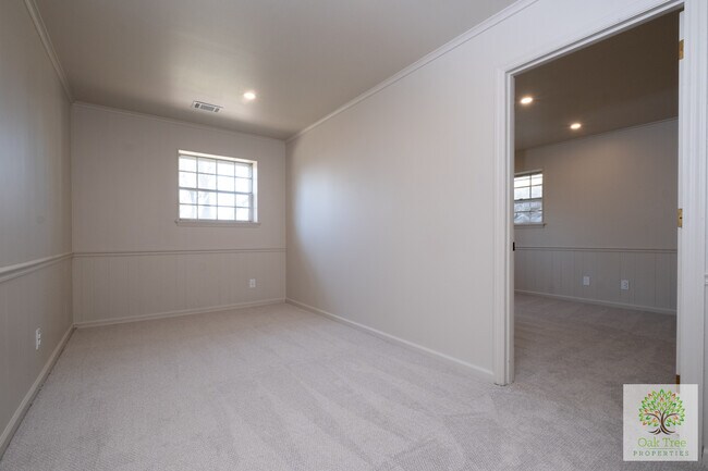 Building Photo - 28 Nob Hill Cove