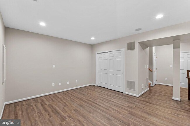 Building Photo - 43104 Baltusrol Terrace