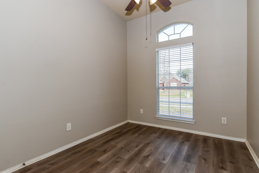 Building Photo - 133 Pinion Ln