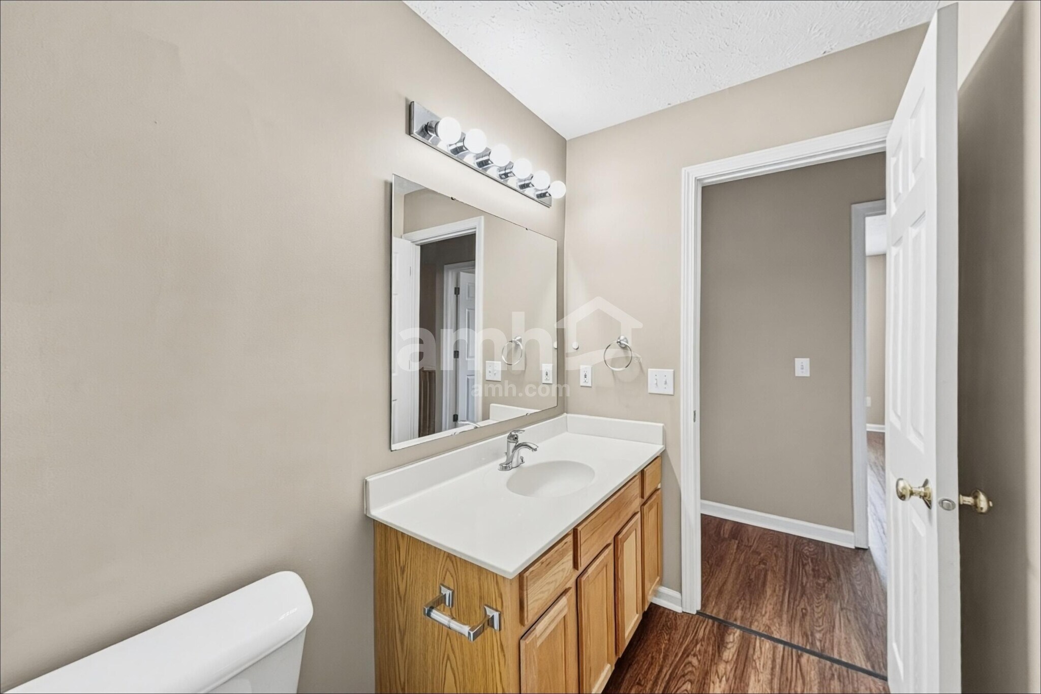 Building Photo - 10942 Alamosa Dr