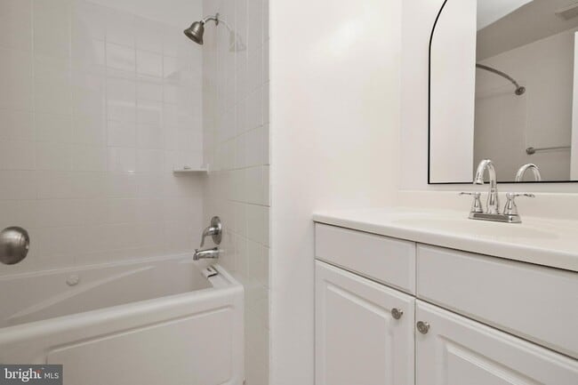 Building Photo - 6609 Forbush Ct