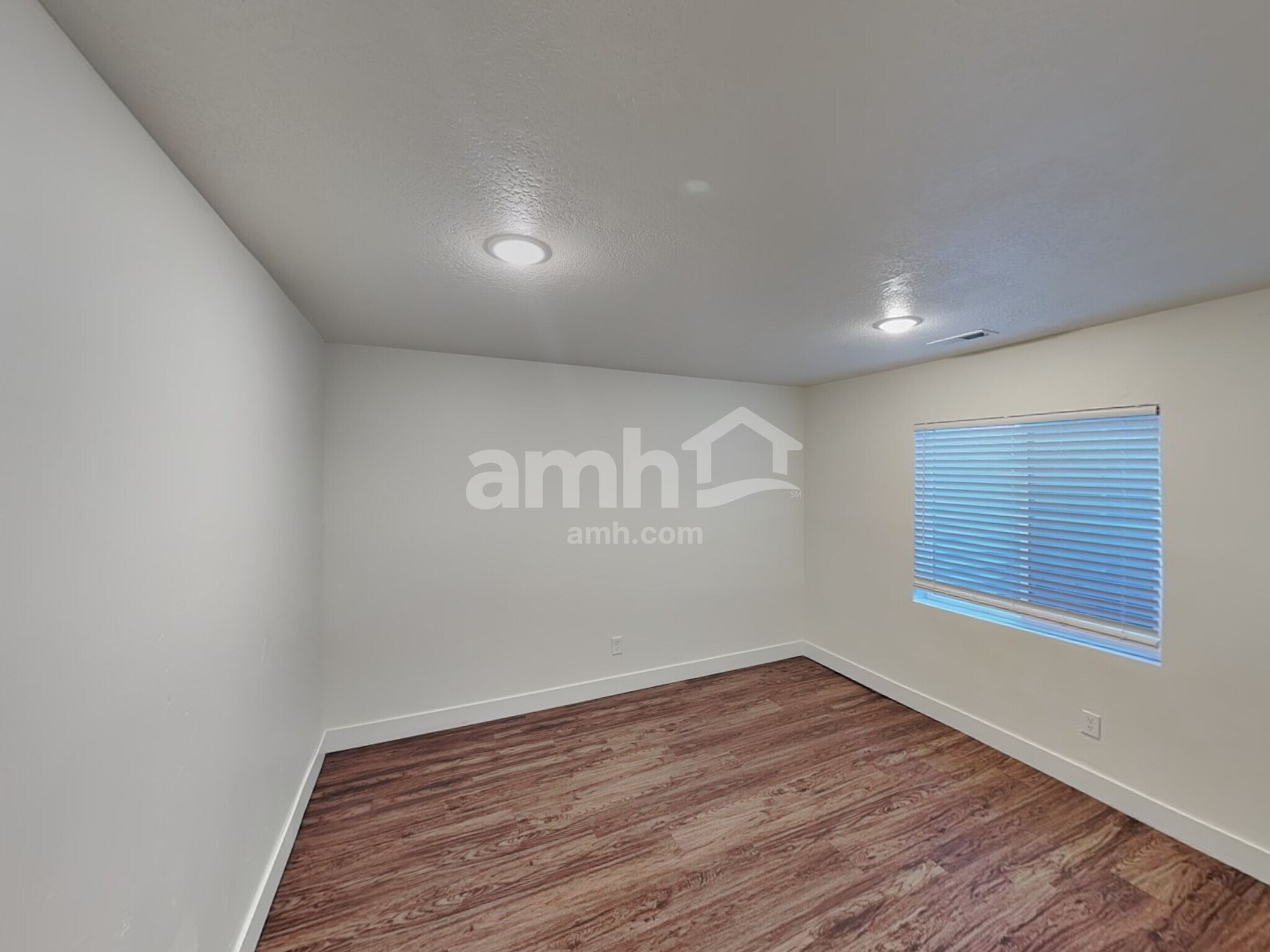 Building Photo - 1308 N 1980 E