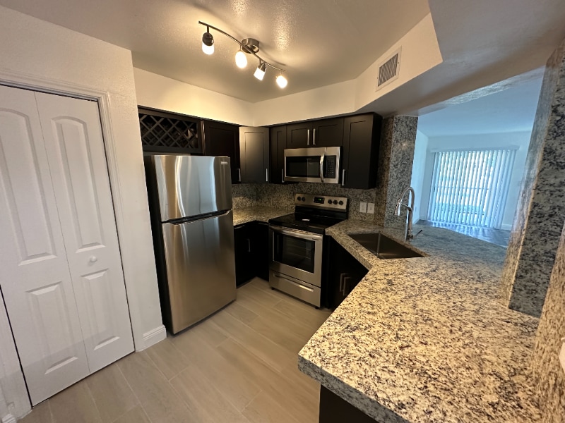 Building Photo - 2341 NW 33rd St