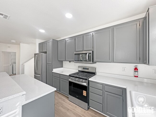 Building Photo - Luxury 3-Level Residence | Designer Remodel in San Diego