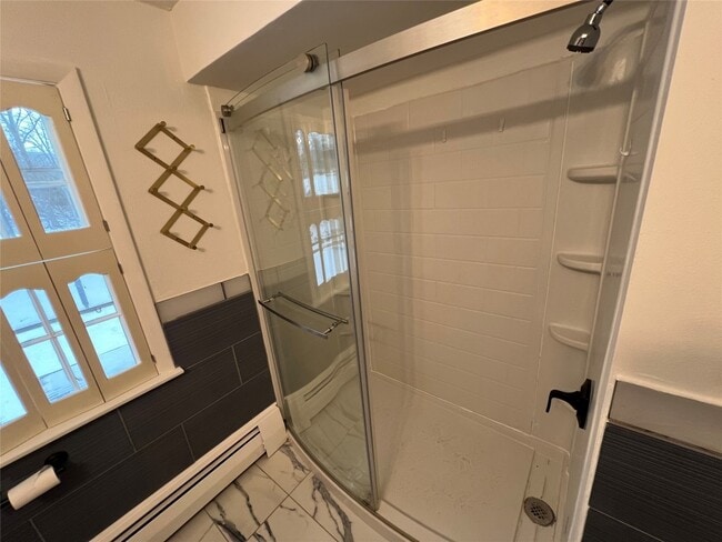 Building Photo - 2444 Rhonda Dr