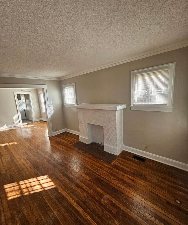 Building Photo - 5409-5411 Harrison St.