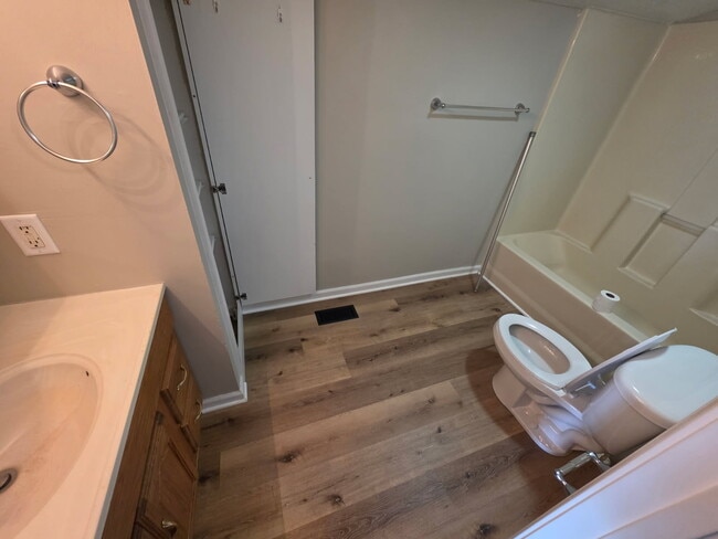 Building Photo - 59 S Crawford St