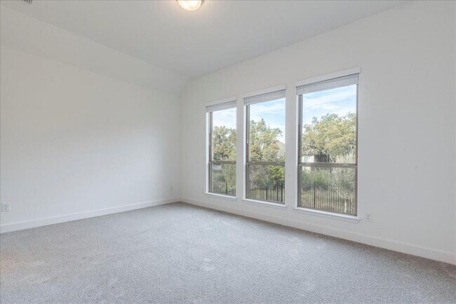 Building Photo - 164 Kimble Creek Lp