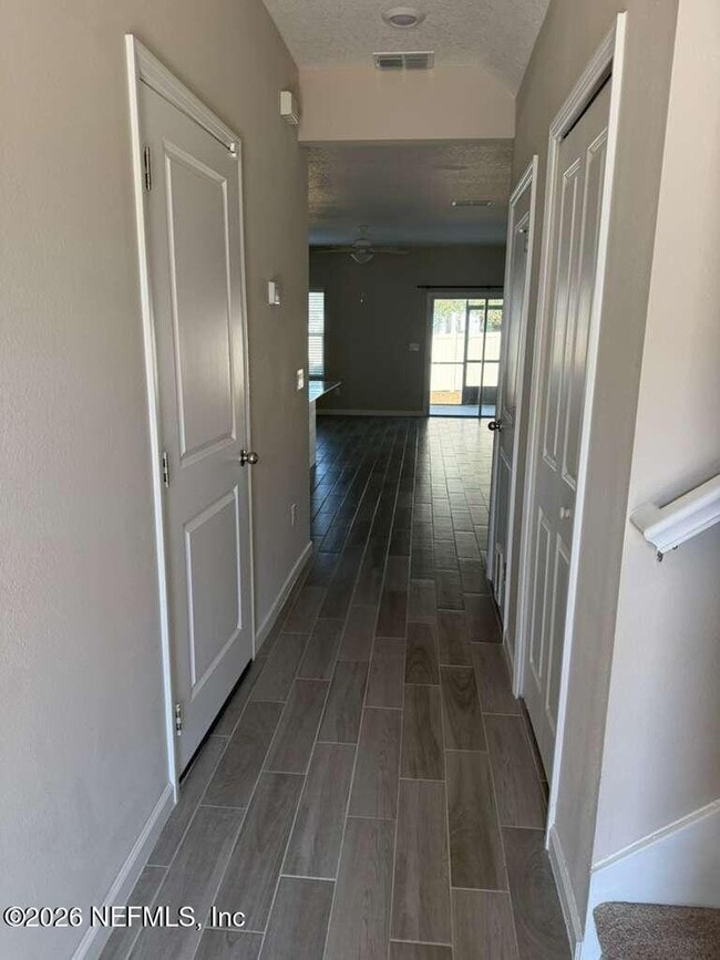 Building Photo - 12846 Josslyn Ln