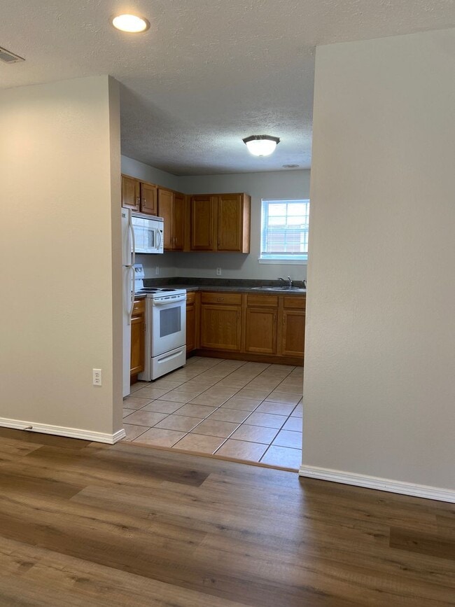 Building Photo - Condominium in Academy Commons