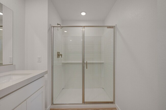 Building Photo - 8484 W Agate Ave