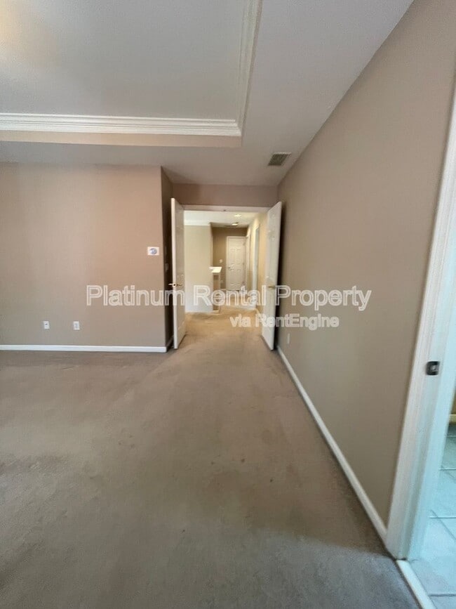 Building Photo - 4916 Durley Ln SE