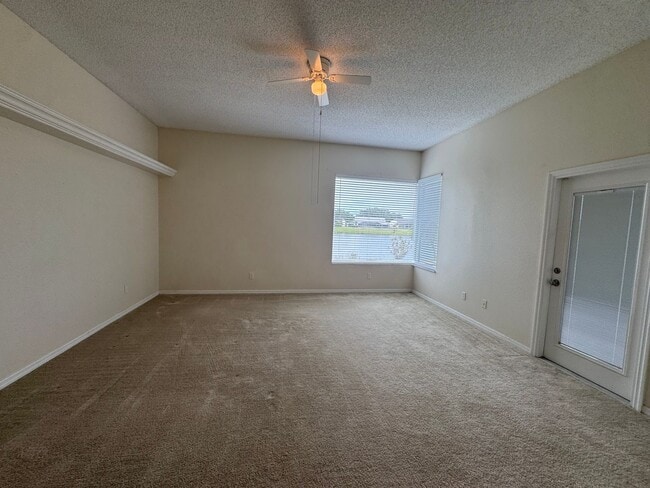 Building Photo - Waterview 3 BED / 2 BATH Home For Rent!
