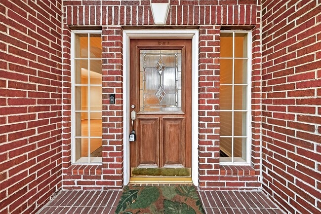 Building Photo - 21519 San Marino Dr