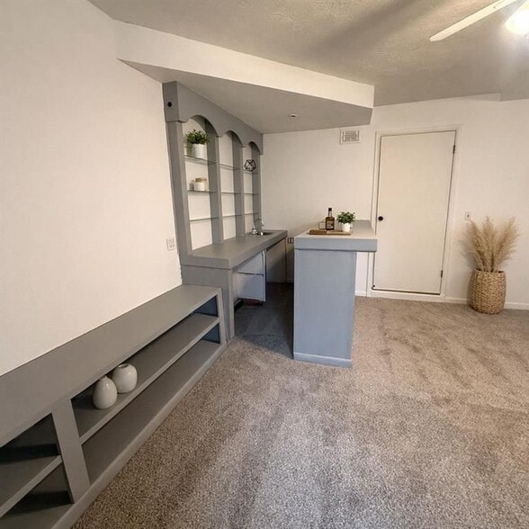 Building Photo - 4000 Pinehurst Pl