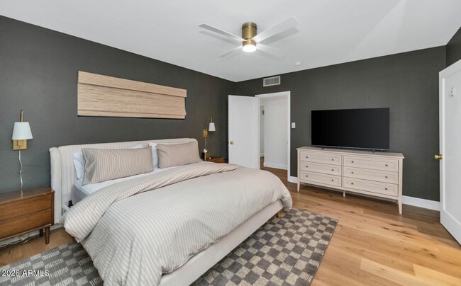 Building Photo - 103 W Palmcroft Dr