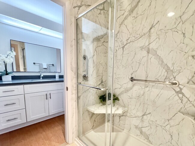 Building Photo - 6966 Park Mesa Way