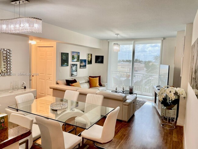 Building Photo - 1745 E Hallandale Beach Blvd