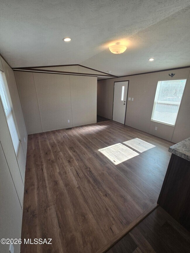 Building Photo - 5800 E Hermans Rd